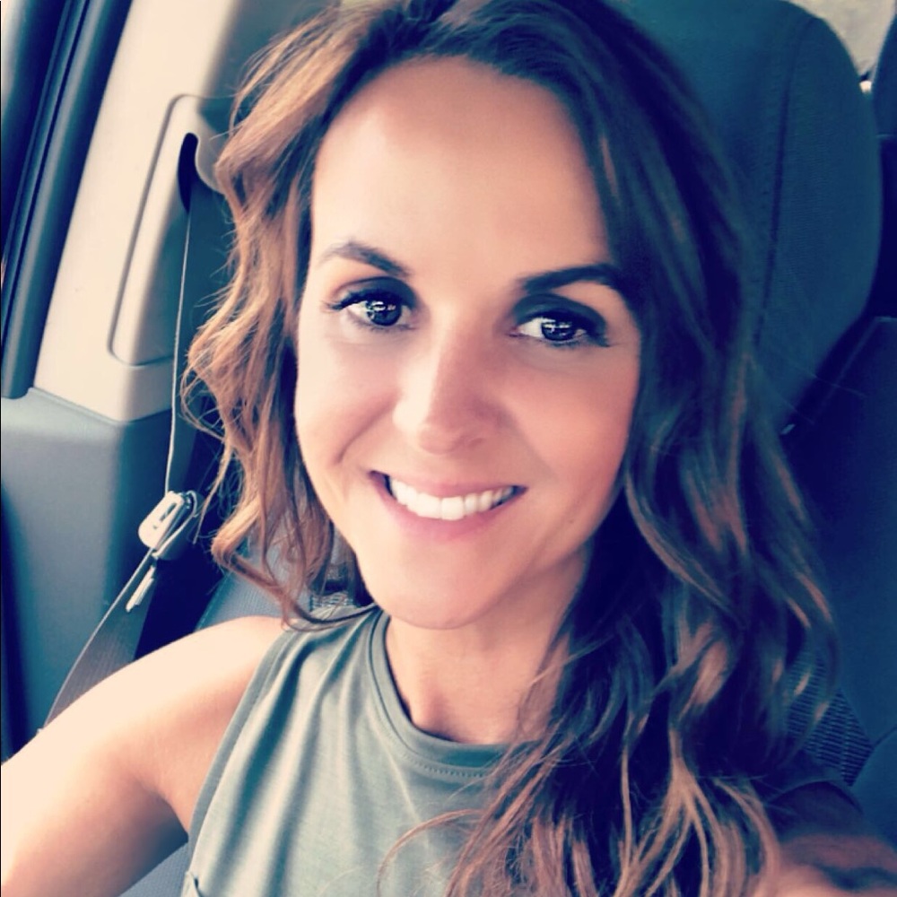 Meet your Posher, Valerie